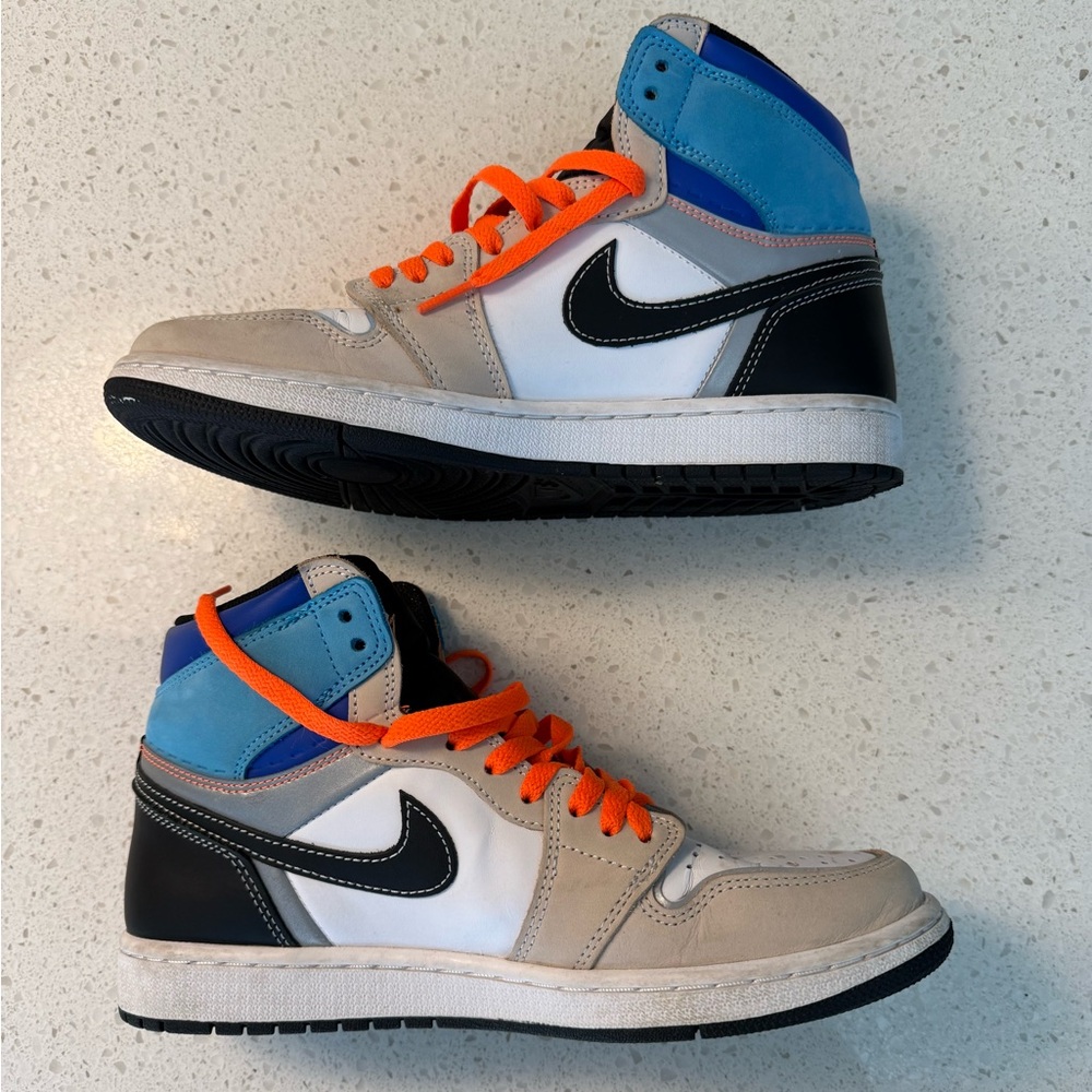 Nike Air Jordans Retro High OG Men's Shoes - White/Multicolor/Orange - Size 9